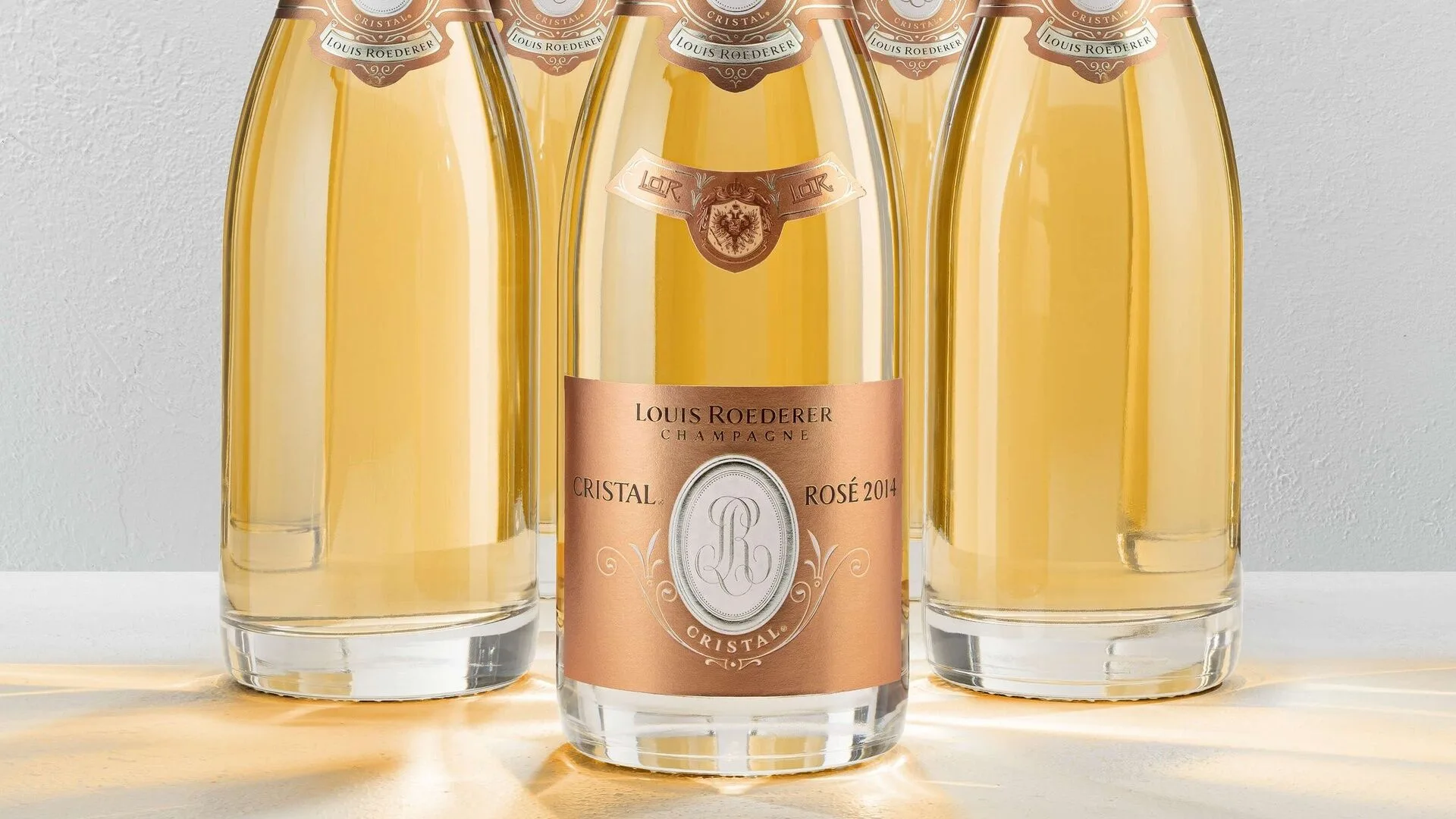 Louis Roederer Cristal : Du Tsar Alexandre II à la Biodynamie, L’Épopée d’un Champagne Légendaire